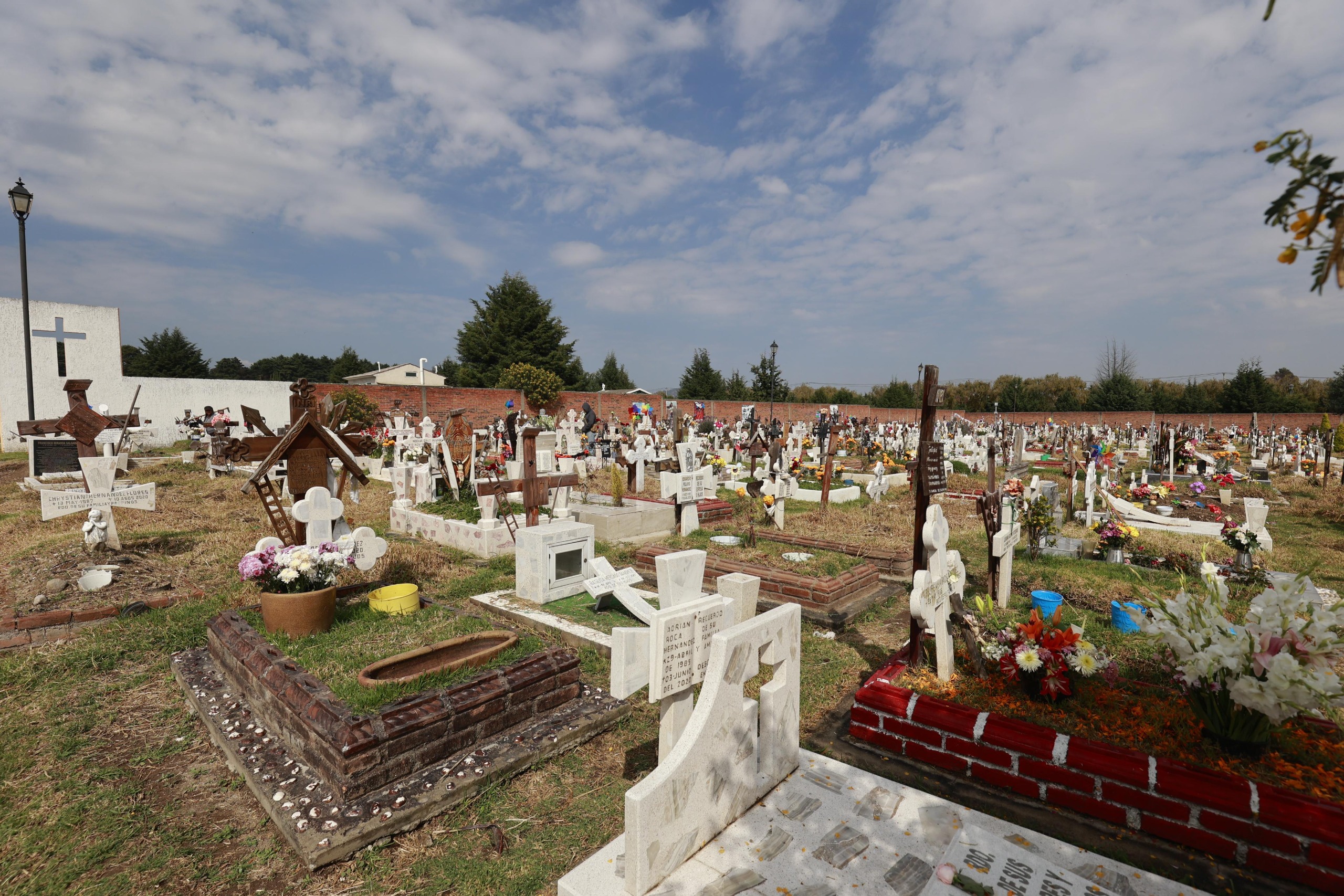 De acuerdo con el Inegi las principales causas de muerte entre la población son las enfermedades del corazón y la diabetes mellitus. Foto Alejandro Vargas