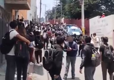 Enfrentamiento en Conalep de Huixquilucan deja 3 estudiantes detenidos y policías lesionados