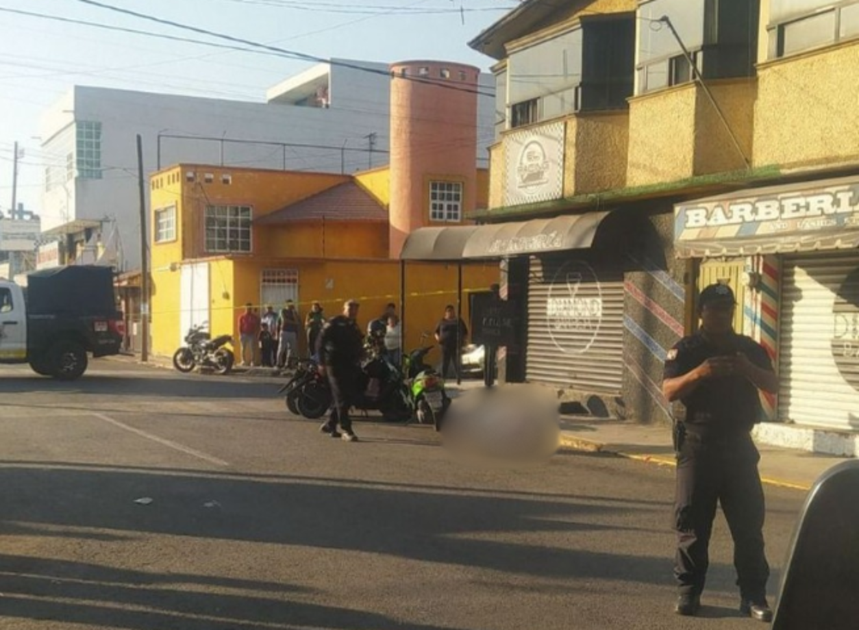 Balacera en barbería deja un muerto en Coacalco
