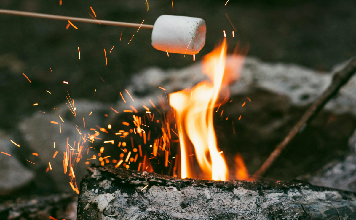 La mala calidad del aire se debe principalmente a la quema de pirotecnia, encendido de fogatas y chimeneas domésticas. / Foto: Especial