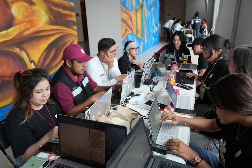 Alumnos del IPN diseñan plan de movilidad y tecnología para transformar Neza