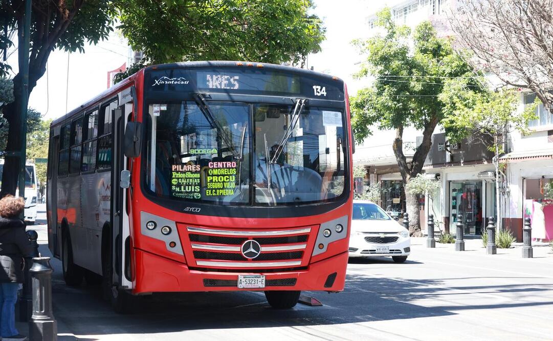 El transportistas del Valle de Toluca afirman la necesidad de aumentar la tarifa ante el aumento de precio de insumos. Foto: Archivo El Universal Estado de México