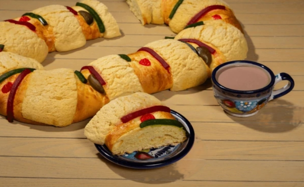 Una vez al año, no hace daño: ¿Cuántas calorías tiene una rebanada de Rosca de Reyes?