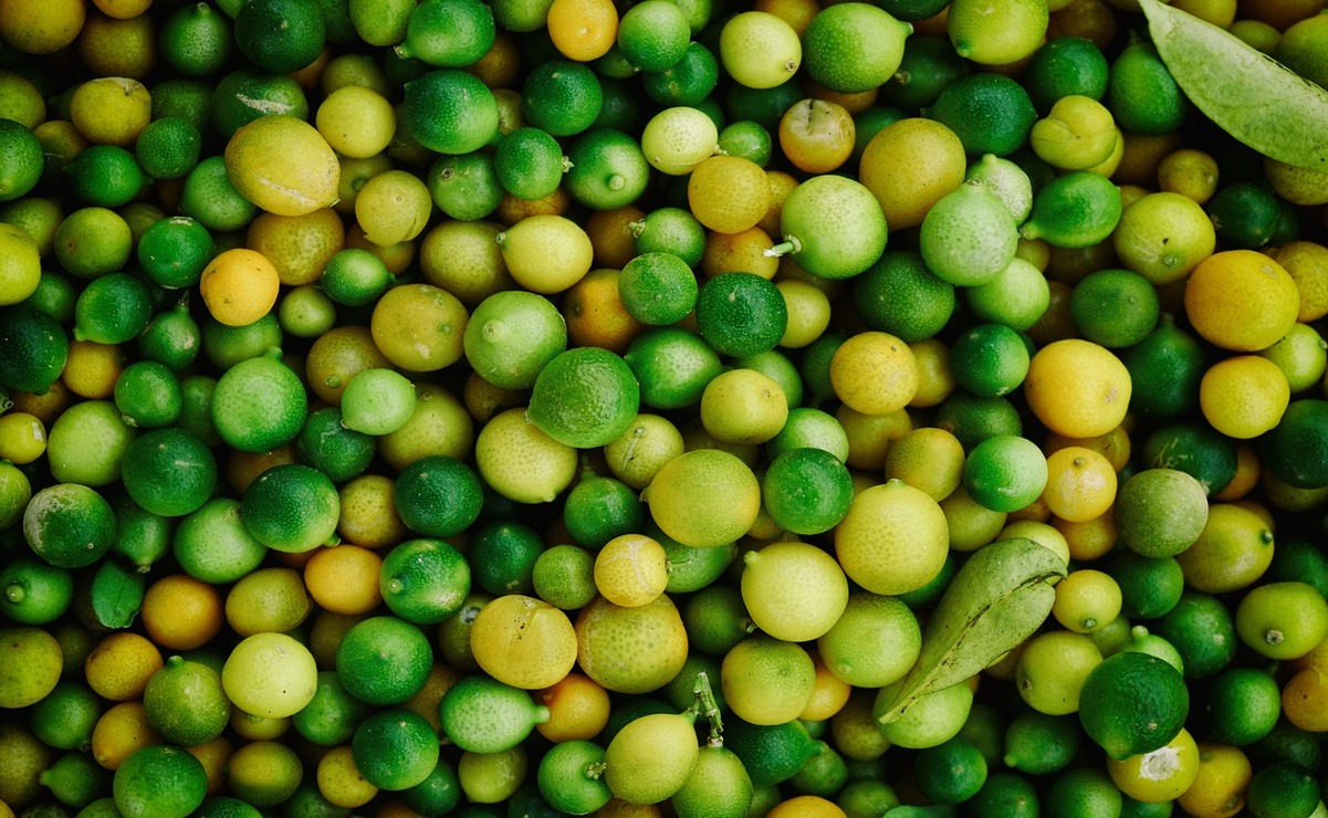 El precio del limón ha afectado no solo a los comerciantes, sino también a los negocios de comida. Foto: Especial