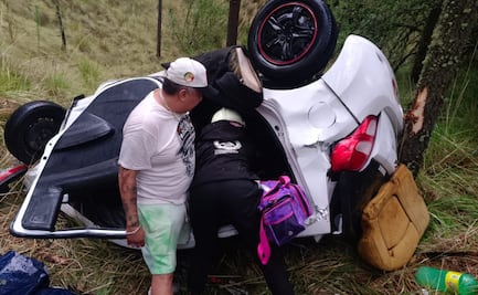 Lluvia provoca volcadura en la Tlamacas-Paso de Cortés; hay 2 estudiantes muertos en Amecameca