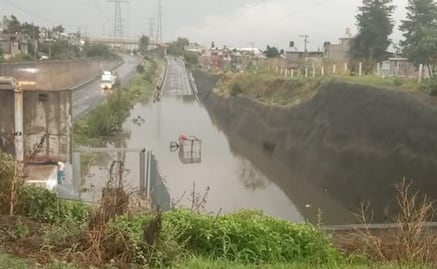 ¡Vías colapsadas! Cierran el Circuito Exterior Mexiquense por desbordamiento de cárcamo en Izcalli