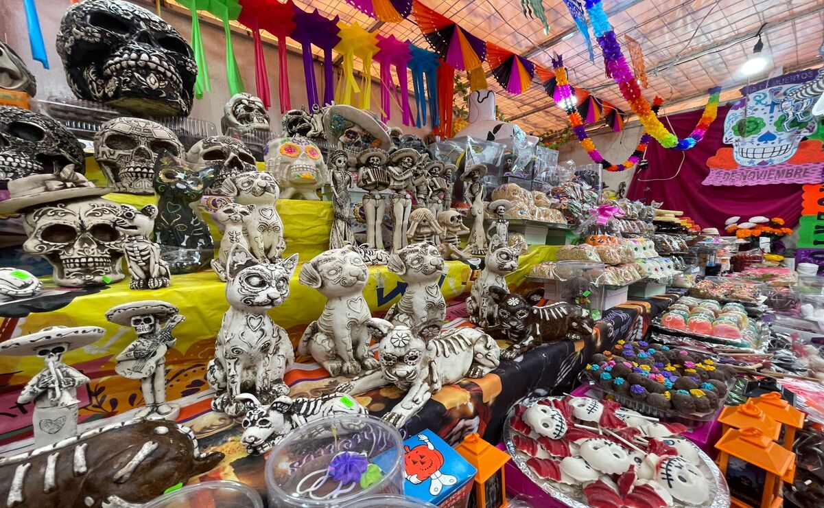 La Feria del Alfeñique de Atlacomulco permanecerá abierta hasta el 2 de noviembre. Foto: Michelle Sánchez.