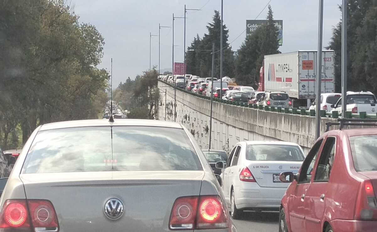 Paseo Tollocan se a saturado como la principal vía de acceso vehicular de la capital. / Foto: Karen Aldama