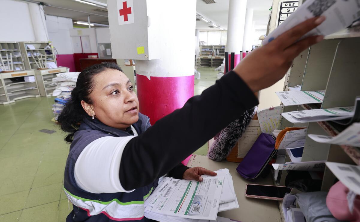 El Estado de México es la entidad con la que más usuarios cuenta Correos de México. Foto: Alejandro Vargas.