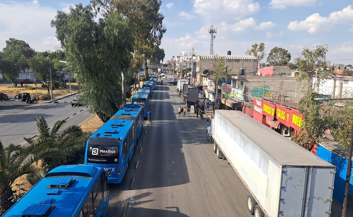 El Mexibús se mantiene suspendido en su totalidad en la Línea 2 y de manera parcial en la Línea 4 / Foto Especial