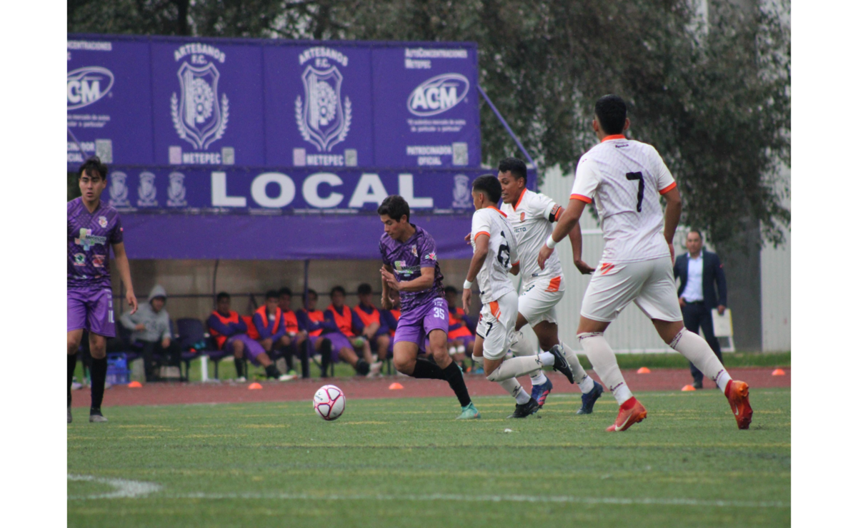 En la Jornada 5 de la Liga Premier Serie B, los Artesanos de Metepec FC recibieron en casa al equipo de Santiago FC. Foto: Especial