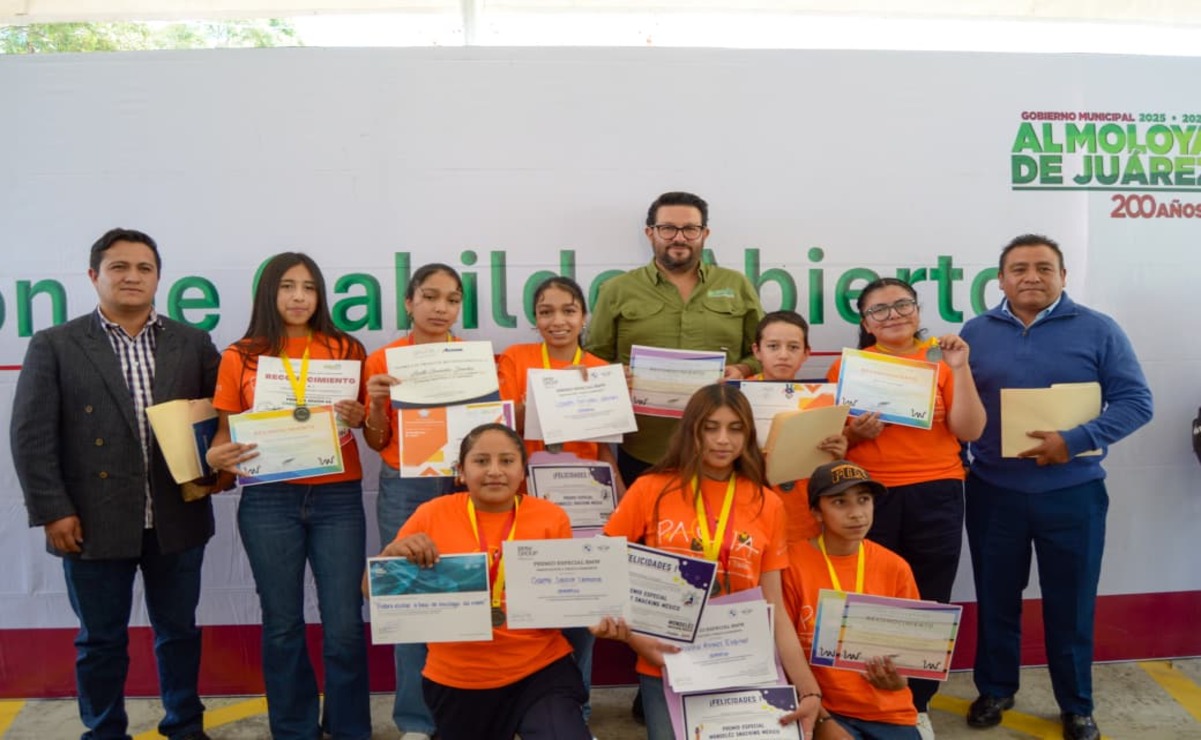Se entregaron reconocimientos a los ganadores del concurso de dibujo “Expresión Juvenil: lo que siento, lo que pienso y lo que imagino” / Foto Especial