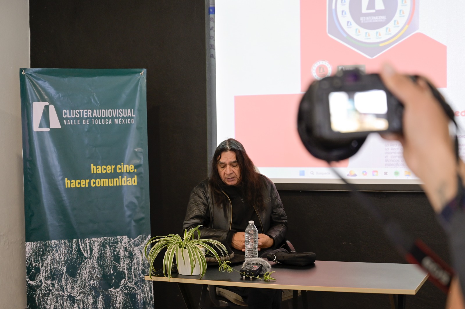 José Campusano impulsa el cine cooperativo y comunitario. Foto Especial