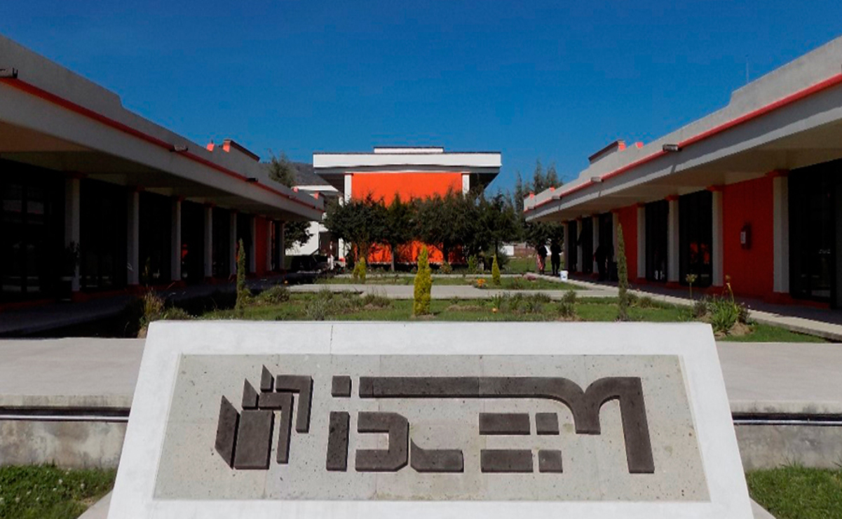 Actualizan al Instituto Superior de Ciencias de la Educación del Edomex