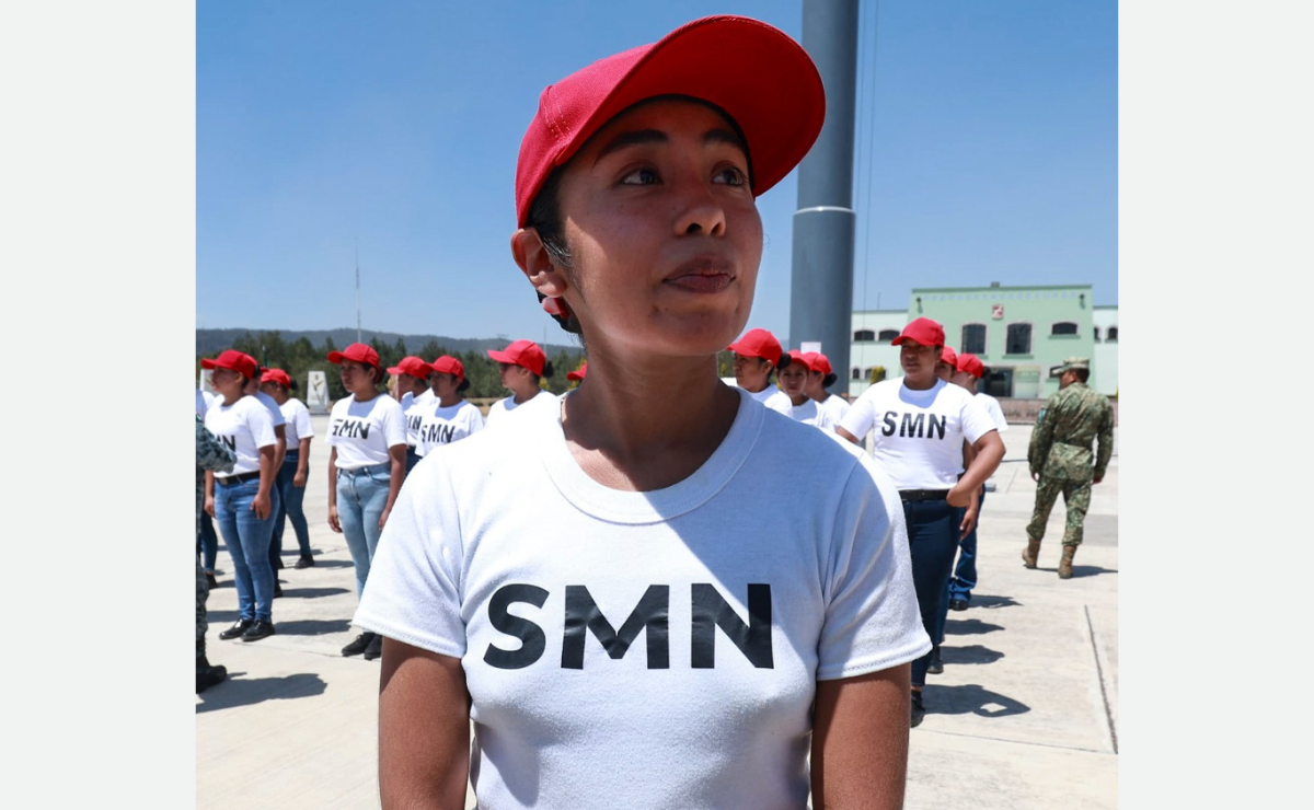 A diferencia de sus compañeros varones, la participación de Ayana Hernández en el Servicio Militar en Rayón es una elección personal motivada por valores y disciplina. Foto: Alejandro Vargas