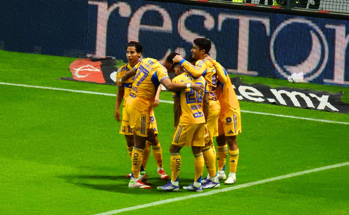 Un partido lleno de goles que Toluca dejó escapar. A pesar de empezar ganando, los errores atrás permitieron a Tigres llevarse la victoria 3-4 del Nemesio Diez. Foto: Ivan Monroy