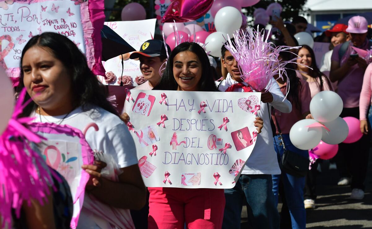Cada paso cuenta en la lucha contra el cáncer de mama / Foto Arturo Hernández