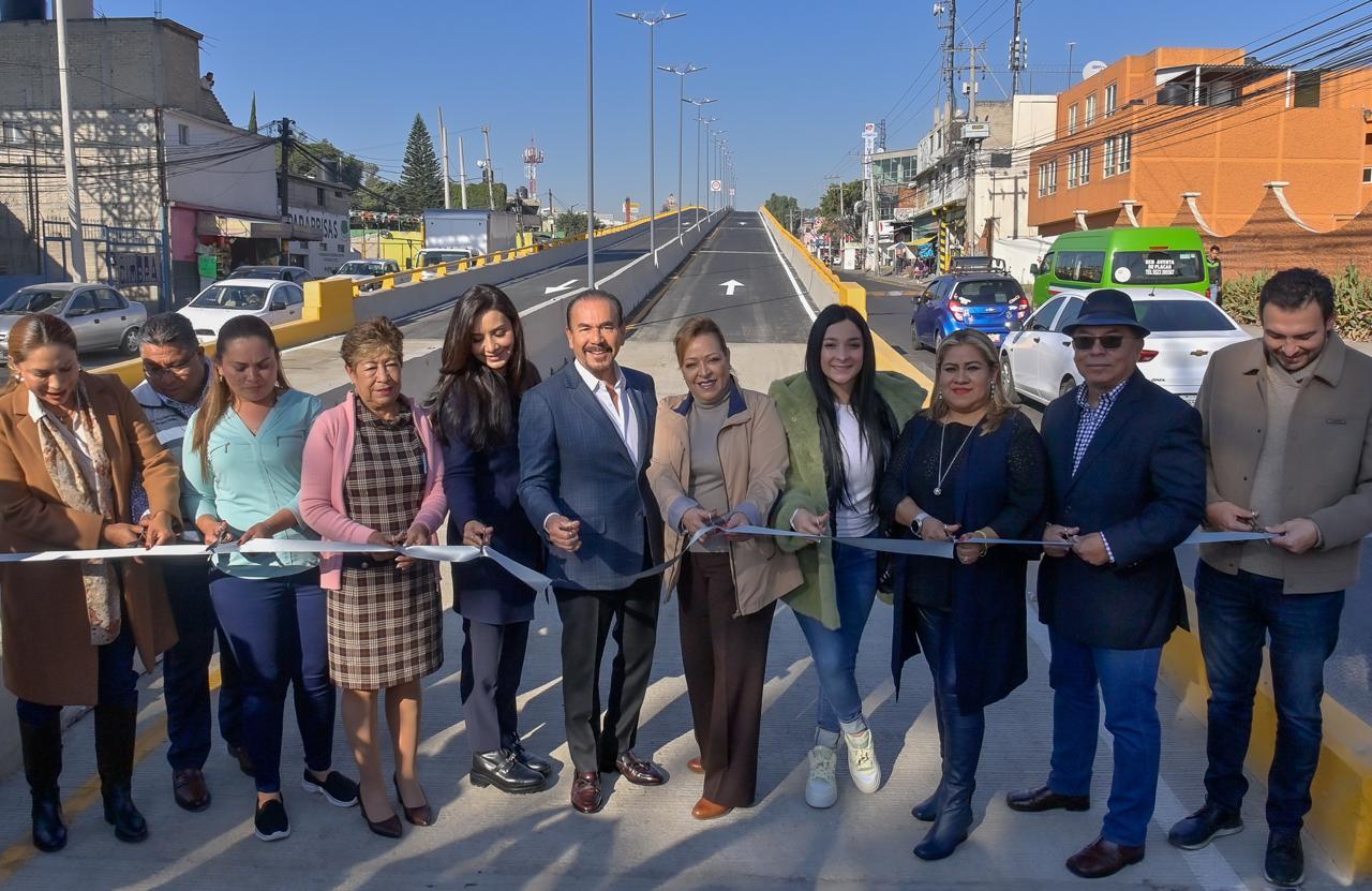 Con una inversión de 2 mil millones de pesos, Atizapán de Zaragoza inaugura el puente vehicular El Árbol, mejorando la movilidad en la zona. Foto Especial