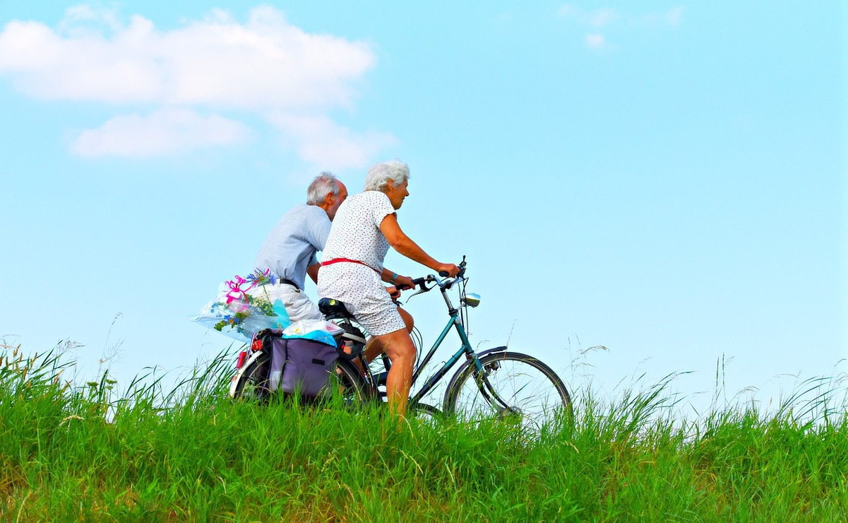 A pesar de que nuestro cuerpo experimenta cambios significativos, en la vejez hay belleza y maravillas. Foto: Pixabay.