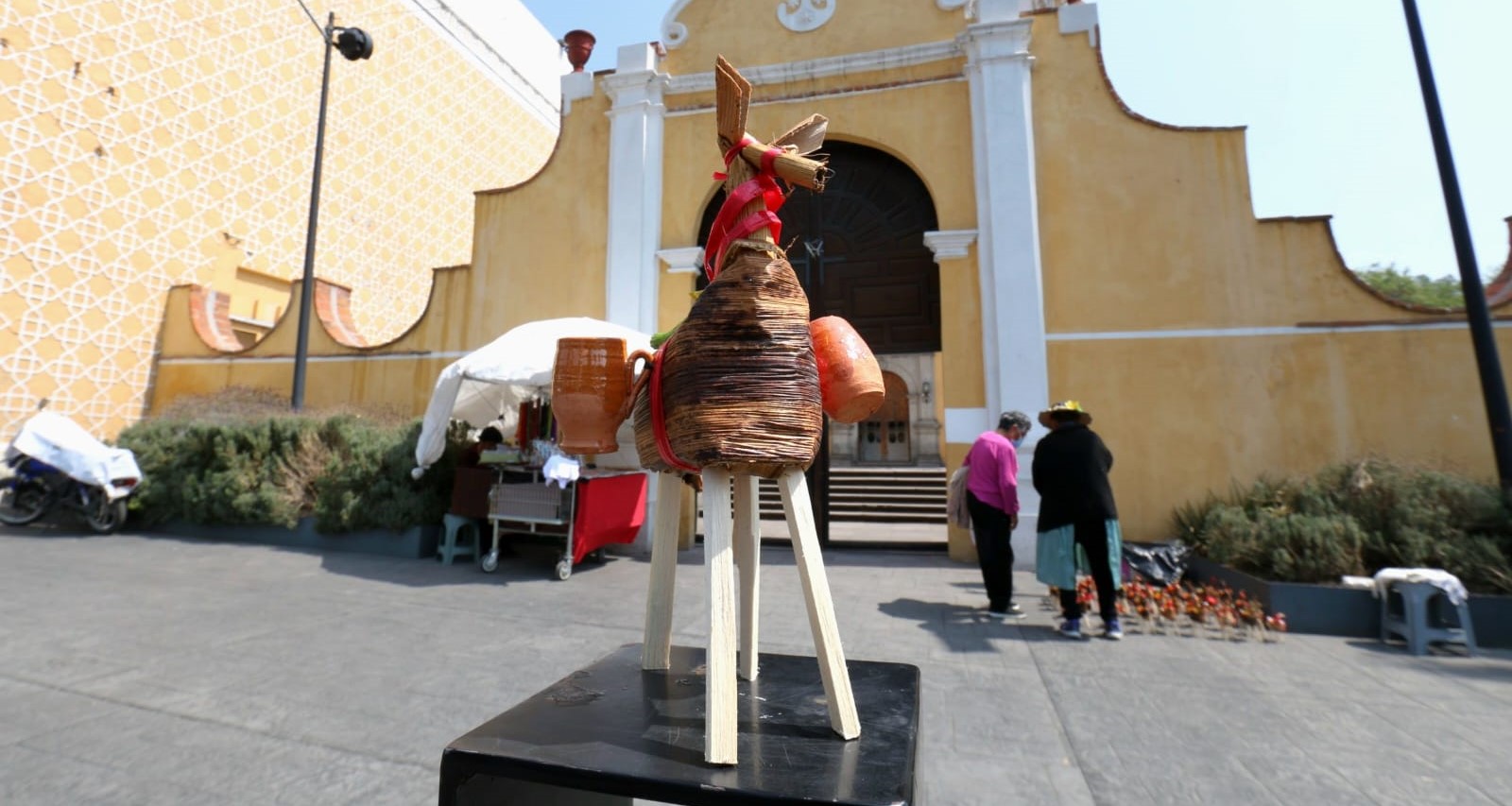 Las mulitas son creadas por manos artesanas con palma y hoja de maíz / Foto Especial