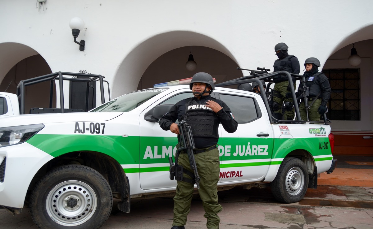 Se han impulsado más de 2 mil 500 acciones para la seguridad en escuelas, 120 mesas de construcción de la paz, patrullajes virtuales y capacitación continua para policías de seguridad. Foto: Especial
