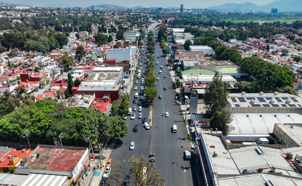 Avances en los proyectos de movilidad en el Edomex, como la construcción de la Línea 3 del Mexicable en Naucalpan. Foto Especial