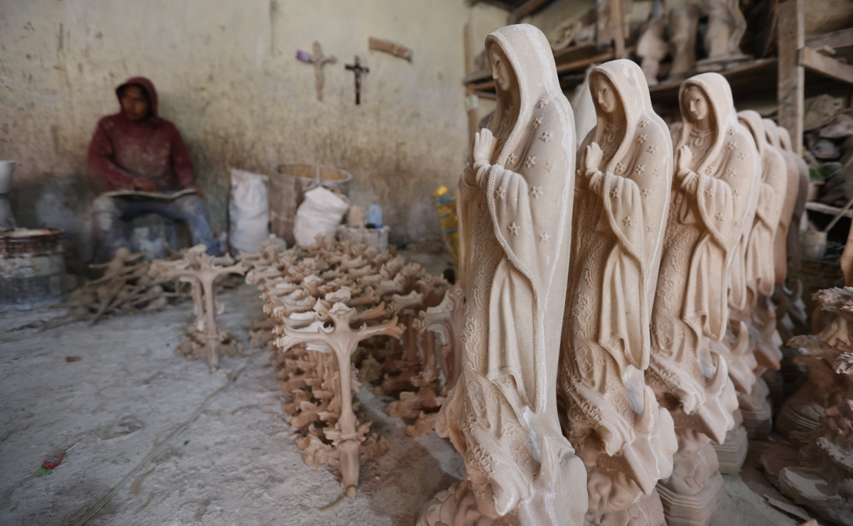 Manos mágicas en Huichochitlán: Pedro convirtió su pasión familiar en arte de resina