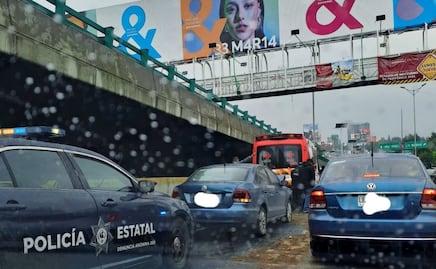 ¡Naucalpan bajo el agua! Periférico Norte se convierte en río y paraliza el tráfico