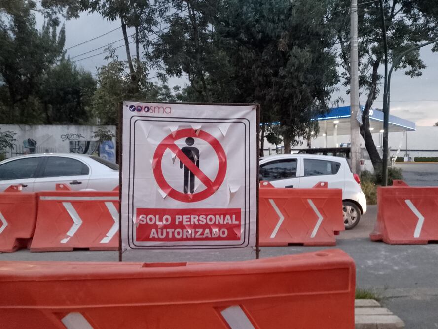 En días recientes, la policía municipal tuvo que intervenir en un conflicto entre los habitantes con el conjunto de trabajadores. Foto Rebeca Jiménez