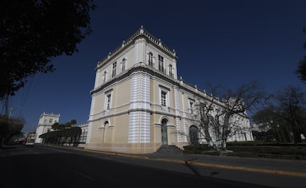 Juez falla a favor de Benhumea en amparo por registro a la rectoría de la UAEMéx