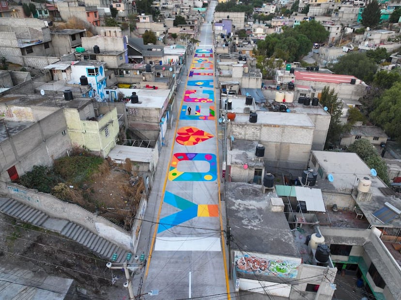 Después de tres décadas de peticiones ignoradas, la calle Amatepec cuenta ahora con más de 4 mil metros cuadrados de concreto hidráulico de alta resistencia. Foto Especial