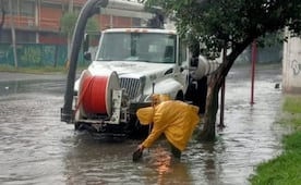 Lluvias provocan encharcamientos en Tlalnepantla: Despliegan operativos de desazolve
