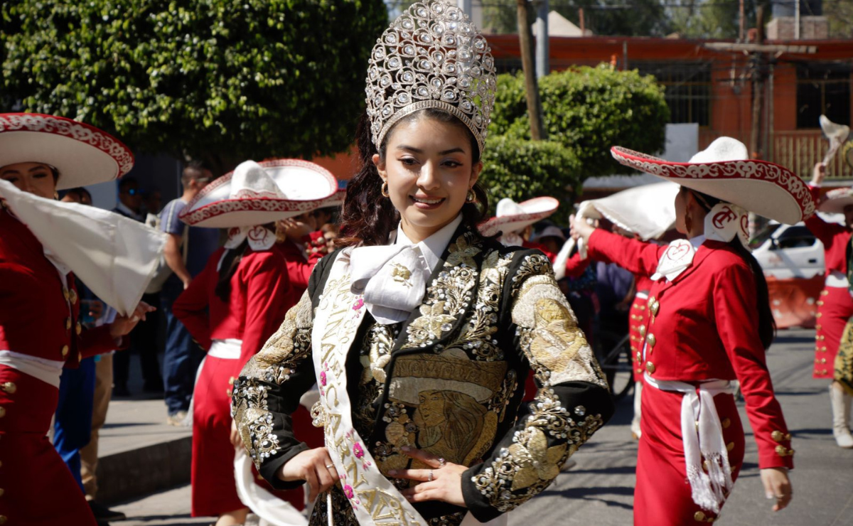 Un mar de gente se une a la fiesta más grande de Chimalhuacán, el carnaval. Foto: Especial