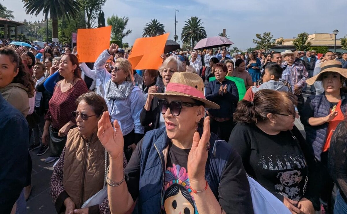 Dijo a los ciudadanos que se presentaba con la frente en alto / Foto Arturo Contreras