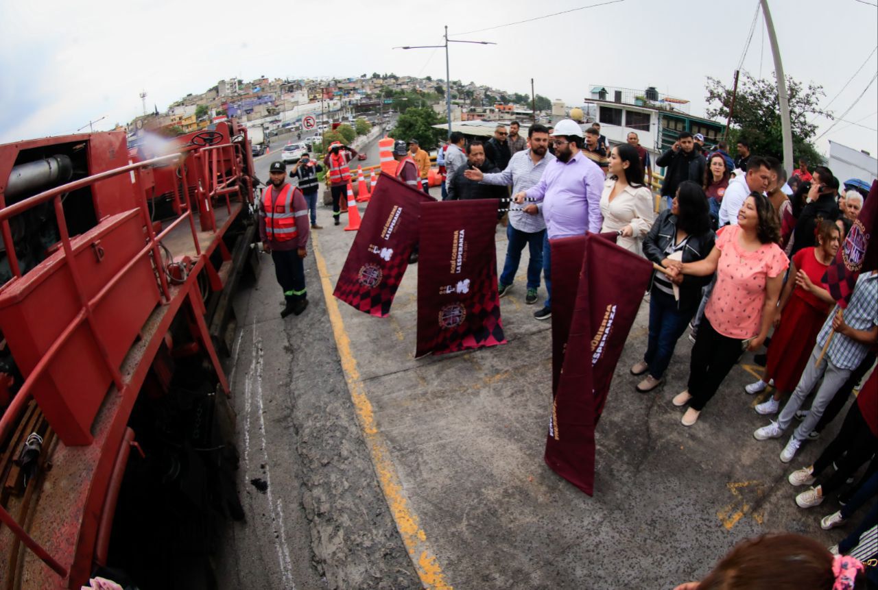 También se trabaja con la Junta de Caminos en el rescate de la carpeta asfáltica de las laterales y carriles centrales del Periférico Norte.