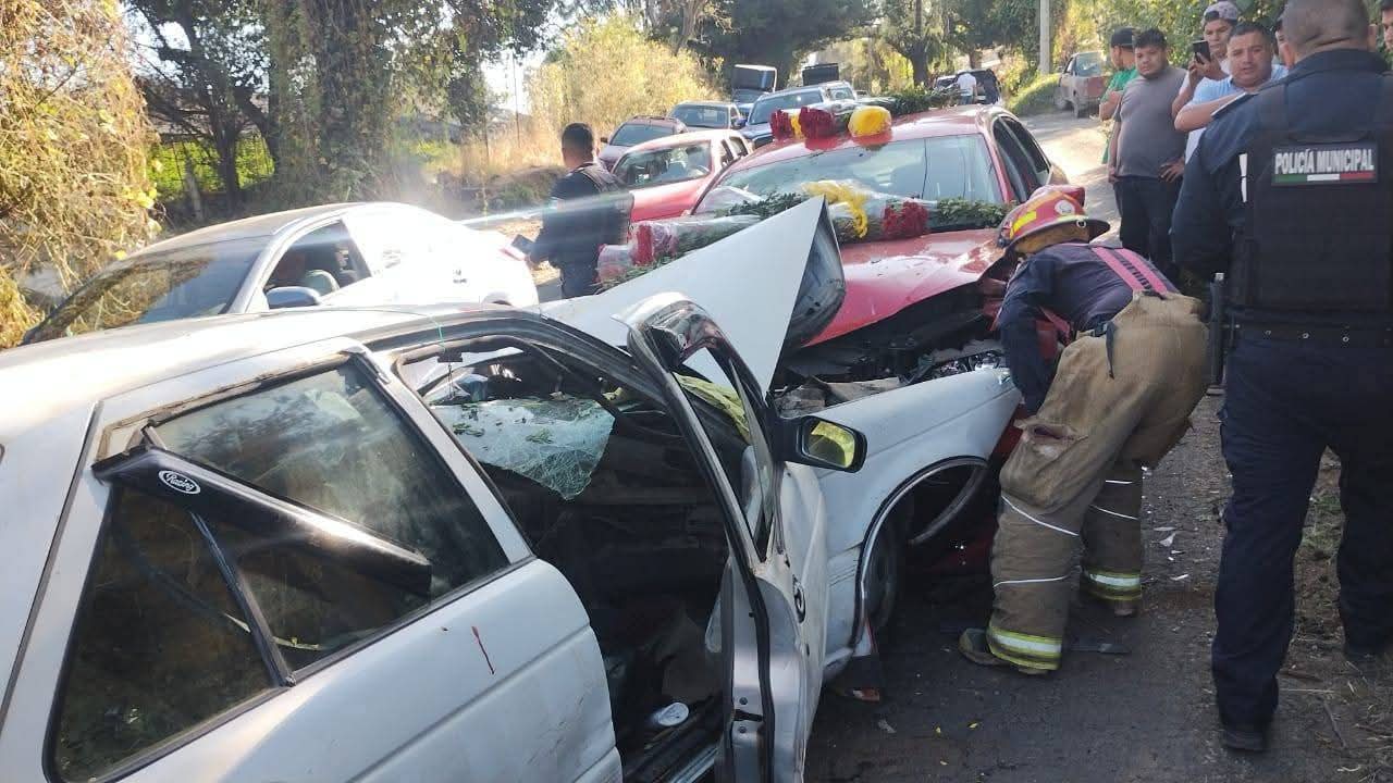 Los integrantes de la familia fueron trasladados a un hospital de la zona. Foto: especial