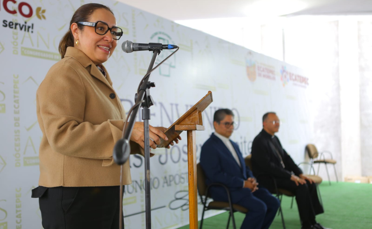 El Nuncio Apostólico recorre el municipio en el 30 aniversario de la Diócesis, destacando el camino hacia la paz que impulsa el gobierno local. Foto: Especial