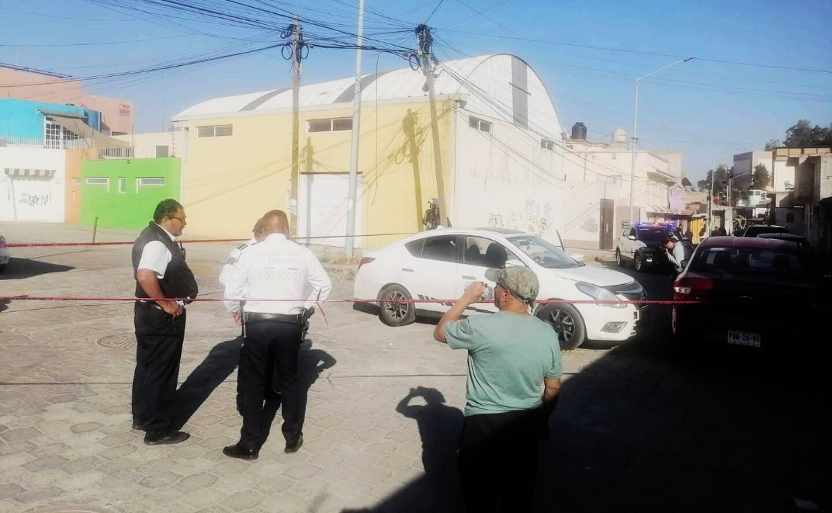 Muere hombre al interior de su vehículo en Metepec Foto: Especial