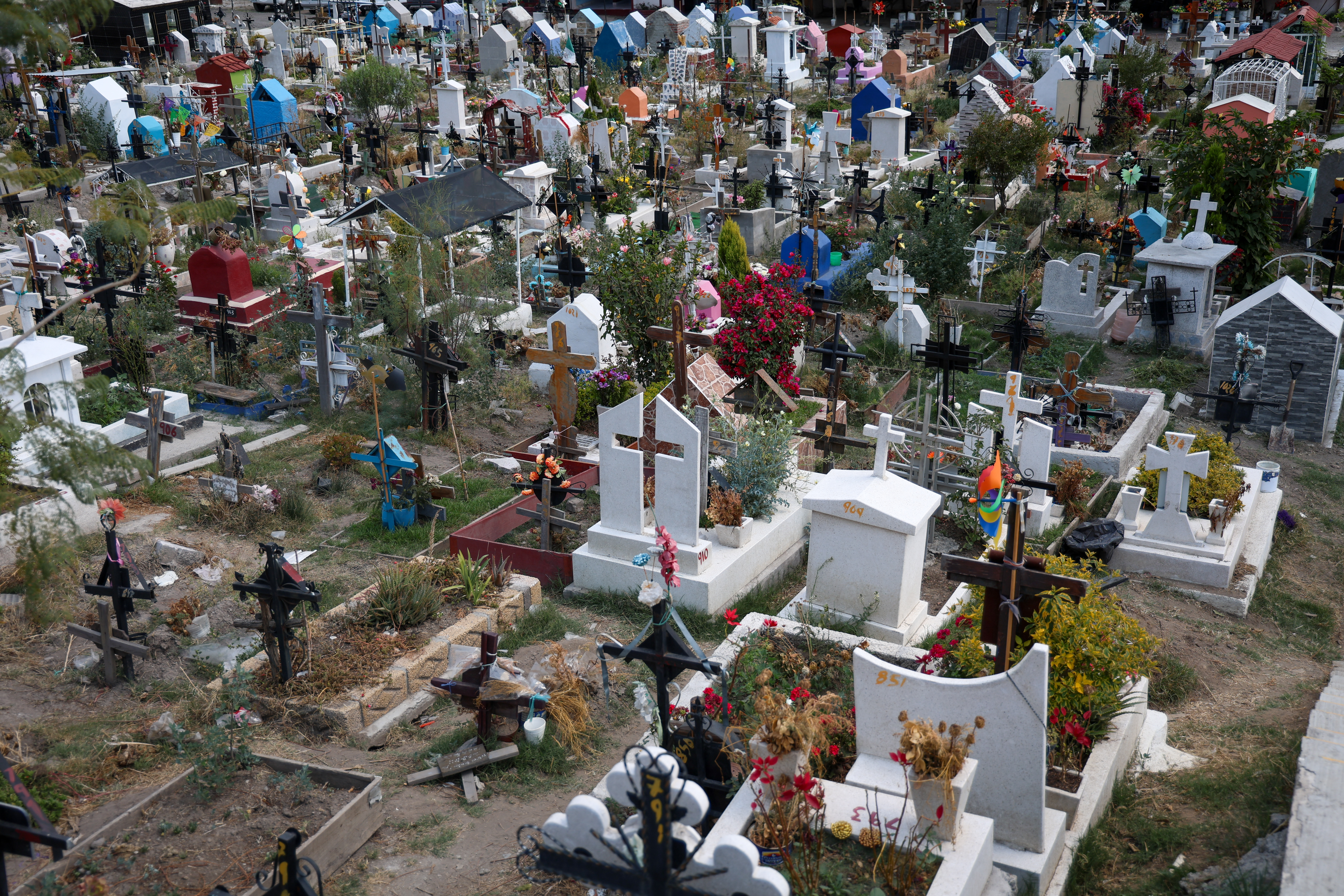 Desde el 30 de abril de 2020, el panteón de Xico se quedó sin espacios para enterrar a los fallecidos por Covid-19.  Foto: Luis Camacho / El Universal Estado de México