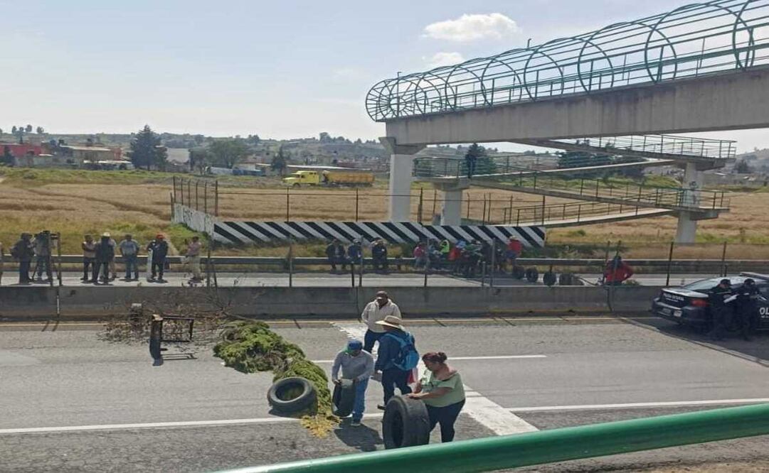 Vecinos urgen bacheo en la zona norte de la capital mexiquense / Foto Macrina Vázquez
