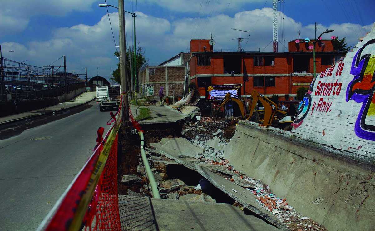 La sección dañada de la barda mide aproximadamente 100 metros / Foto Fernanda Zamora