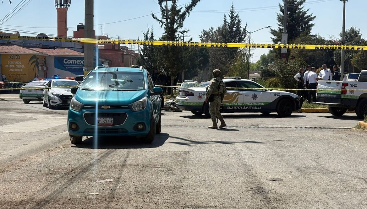 Fue sobre la Avenida de los Valles, donde fueron asegurados ambos sujetos. Foto: Arturo Contreras/ El Universal
