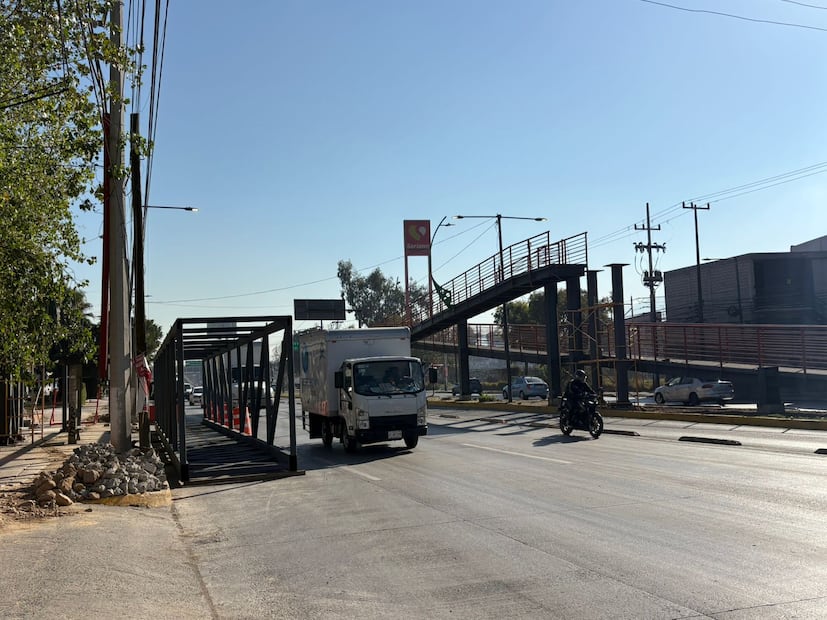 Desde junio del año pasado, ante el desmantelamiento del paso peatonal, la estación Buenavista de la línea II del Mexibús dejó de prestar servicio y permanece cerrada al público. Foto: Arturo Contreras/ El Universal