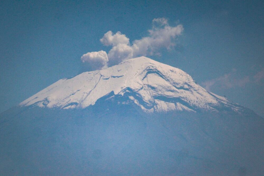 Los volcanes Iztaccíhuatl y Popocatépetl 10 de octubre 2024