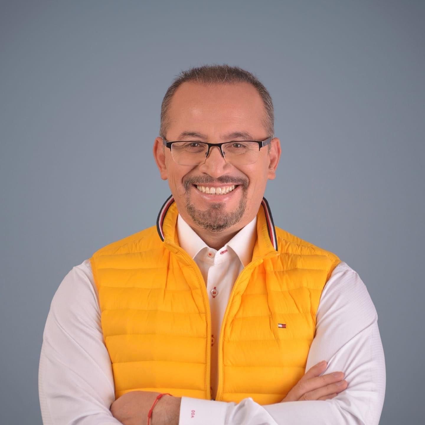 Omar Ortega Álvarez, coordinador de los diputados perredistas.