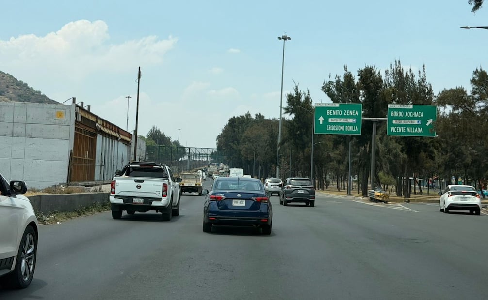 Miles de familias saturan la caseta de la México-Pachuca en el último día del operativo vacacional de Semana Santa. Foto Especial