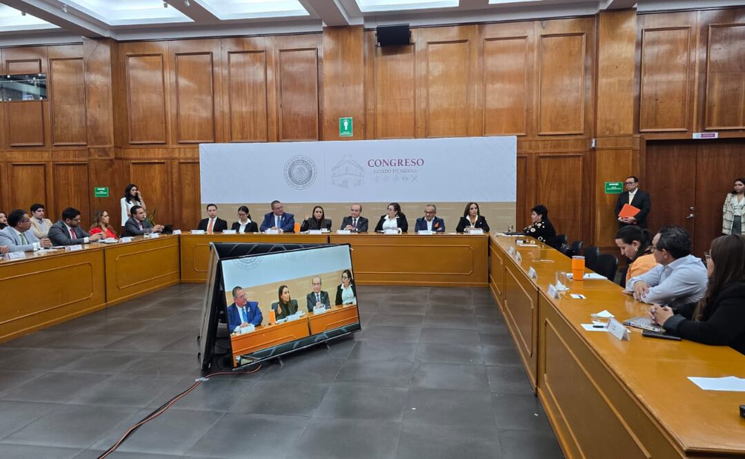 ¡Toluca se mueve por la transparencia! En foros especiales, buscan que más ciudadanos vigilen cómo se gasta el dinero público. Foto: Especial