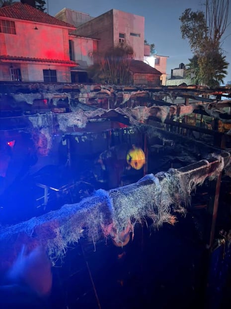 Se movilizaron 3 unidades de bomberos para combatir la conflagración, logrando apagarla. Foto: especial