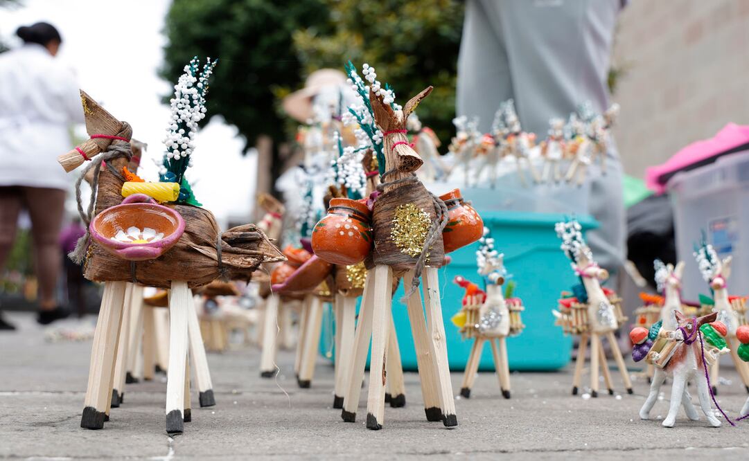 La tradición de las “mulitas” se origina por la combinación de elementos religiosos, sociales y prehispánicos. Foto: Arturo Hernández/ El Universal Estado de México