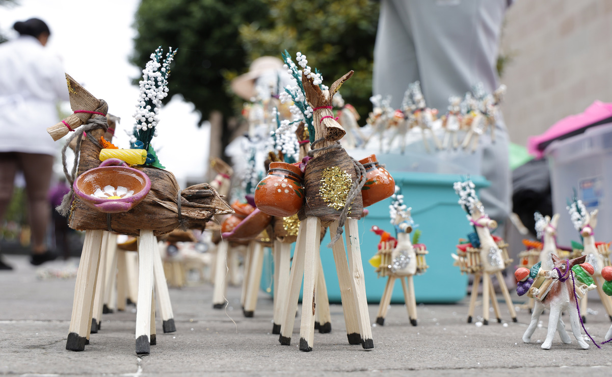 Toluca conmemoran el Jueves de Corpus con tradición de las “mulitas”